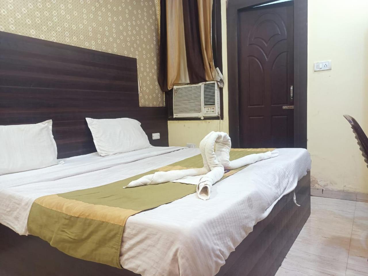 Hotel Park Avenue لاكناو المظهر الخارجي الصورة